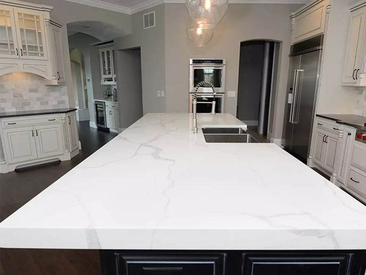 Calacatta Classique Quartz 2